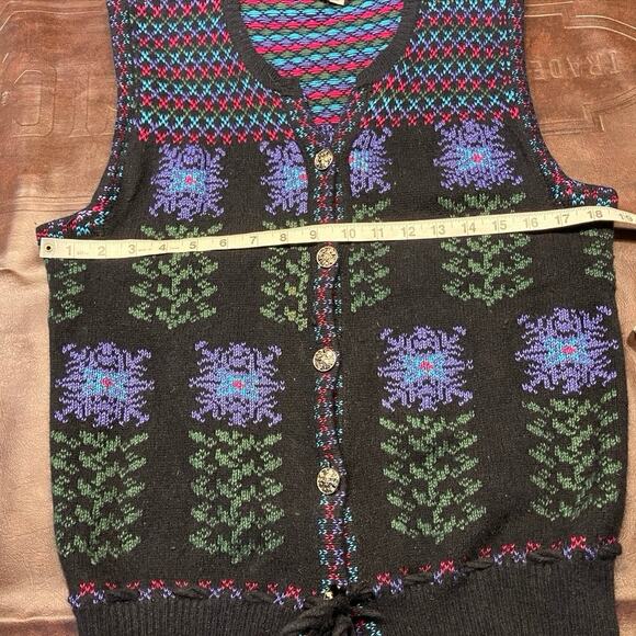 Vintage Cullinane Womens M Sweater Vest Black Floral Lamb's wool blend cottage - Picture 13 of 15